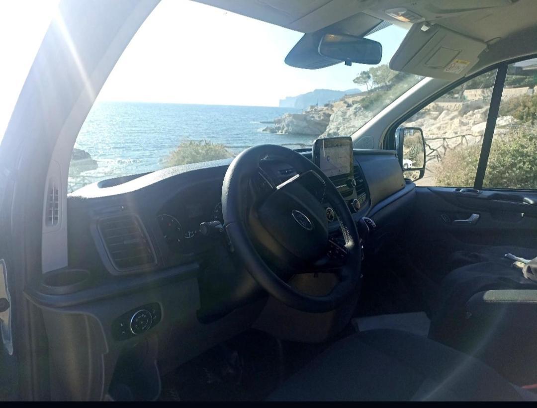 Ford Transit Custom Camper Hotel Palma de Mallorca Bagian luar foto
