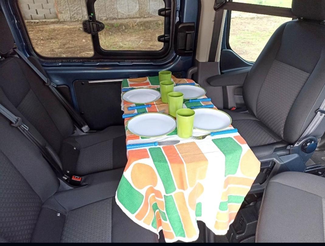 Ford Transit Custom Camper Hotel Palma de Mallorca Bagian luar foto